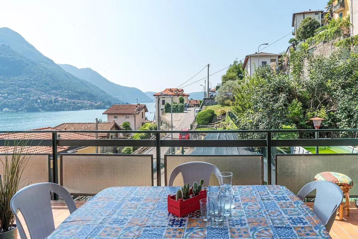 Teo S House Private Parking And Lake View Carate Urio Italy